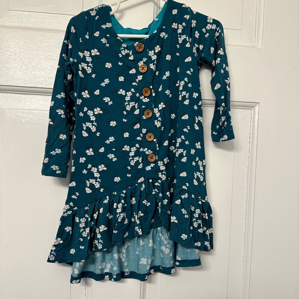 Posh peanut dress